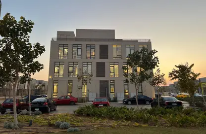 Office Space - Studio - 2 Bathrooms for rent in District 5 - 5th Settlement Compounds - The 5th Settlement - New Cairo City - Cairo