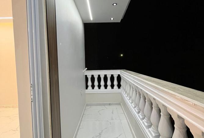 8275782 - Property Image 3