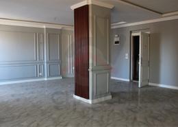 Apartment - 3 bedrooms - 2 bathrooms for للبيع in Elsayed Abdel Galeel St. - Sidi Beshr - Hay Awal El Montazah - Alexandria