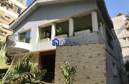 Villa - Studio - 7+ Bathrooms for rent in Street 206 - Degla - Hay El Maadi - Cairo