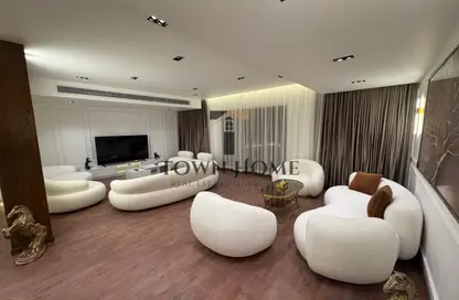 Villa - 4 Bedrooms - 5 Bathrooms for rent in Madinaty - Cairo