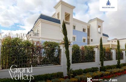 Villa - 5 Bedrooms - 4 Bathrooms for sale in Mountain View Hyde Park - 5th Settlement Compounds - The 5th Settlement - New Cairo City - Cairo
