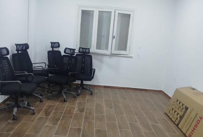 8253677 - Property Image 2