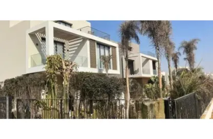 Villa - 3 Bedrooms - 3 Bathrooms for sale in Sodic East - 6th District - New Heliopolis - Cairo