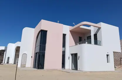 شاليه - 3 غرف نوم - 3 حمامات للبيع في فوكا باي - قسم مرسي مطروح - الساحل الشمالي