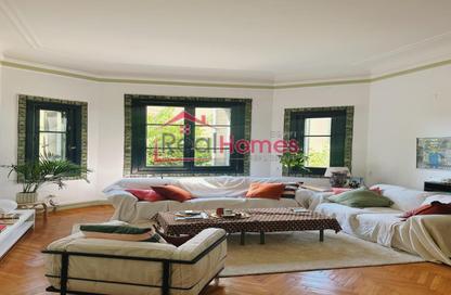 Apartment - 2 Bedrooms - 1 Bathroom for rent in Ahmed Heshmat St. - Zamalek - Cairo