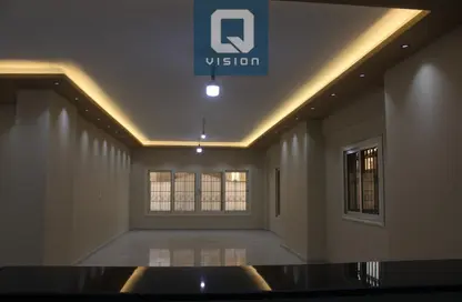 Apartment - 4 Bedrooms - 3 Bathrooms for rent in North Lotus - El Lotus - New Cairo City - Cairo