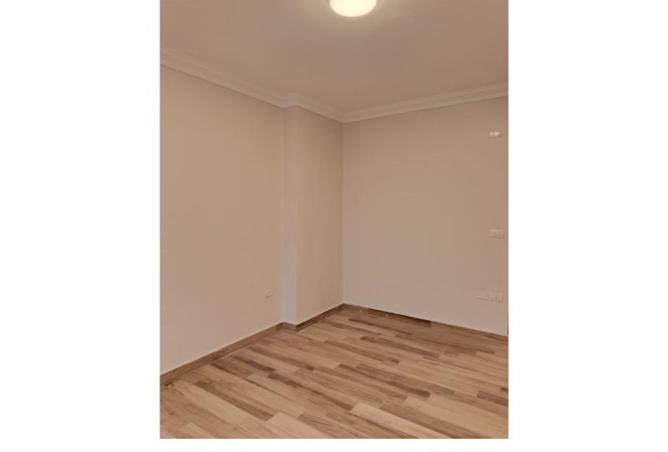 8341478 - Property Image 3