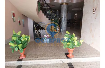 Townhouse - 6 Bedrooms - 5 Bathrooms for sale in 9th District - Sheikh Zayed City - Giza