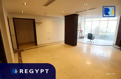 Office Space - Studio - 3 Bathrooms for rent in Street 206 - Degla - Hay El Maadi - Cairo