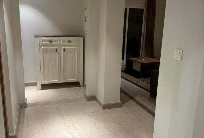 8033977 - Property Image 3