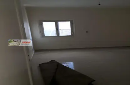 Full Floor - 2 Bedrooms - 1 Bathroom for sale in Ibrahim Al Refaey St. - 8th Zone - Nasr City - Cairo
