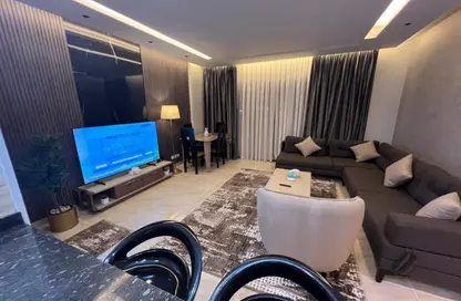 شقة - 3 غرف نوم - 3 حمامات للايجار في مدينتي - القاهرة