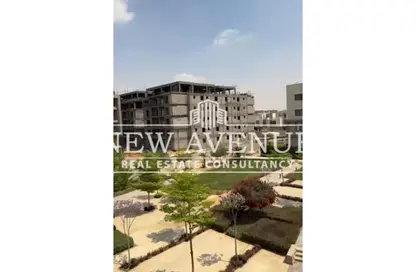 (بنتهاوس  (روف - 2 غرف نوم - 2 حمامات للبيع في مون ريزيدنس - فيفث سكوير - التجمع الخامس - مدينة القاهرة الجديدة - القاهرة