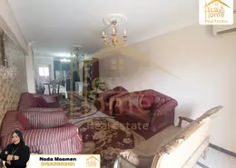 شقة - 3 غرف نوم - 2 حمامات للبيع في شارع عبد المنعم رياض - محرم بك - حي شرق - الاسكندرية