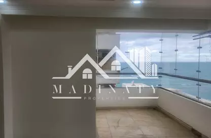 Apartment - 3 Bedrooms - 2 Bathrooms for sale in Mohammed Awadallah St. - El Asafra Bahary - Asafra - Hay Than El Montazah - Alexandria