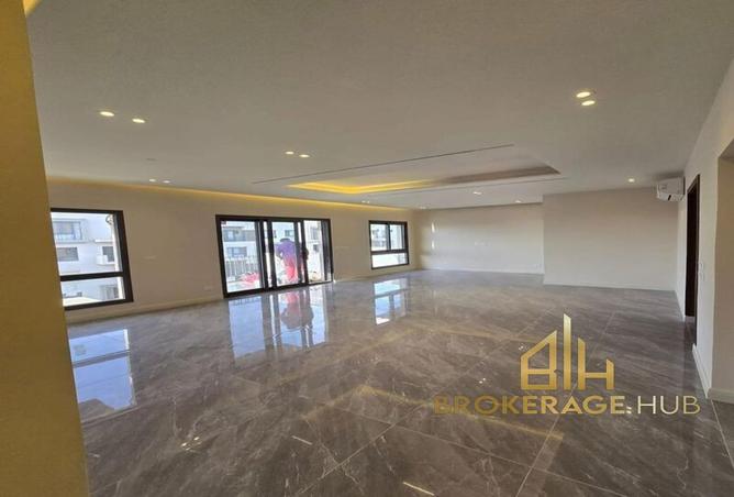 7943411 - Property Main Image