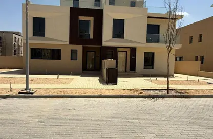 Twin House - 4 Bedrooms - 4 Bathrooms for sale in Vye Sodic - New Zayed City - Sheikh Zayed City - Giza