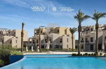 Chalet - 2 Bedrooms - 3 Bathrooms for sale in Makadi Orascom Resort - Makadi - Hurghada - Red Sea