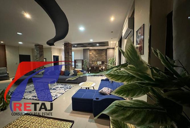 8315363 - Property Image 2