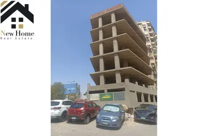 بناية كاملة - 8 غرف نوم - 8 حمامات للبيع في حي المعادي - القاهرة