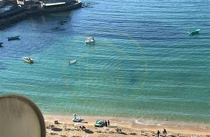 Apartment - 2 Bedrooms - 1 Bathroom for sale in Al Geish Road - Glim - Hay Sharq - Alexandria
