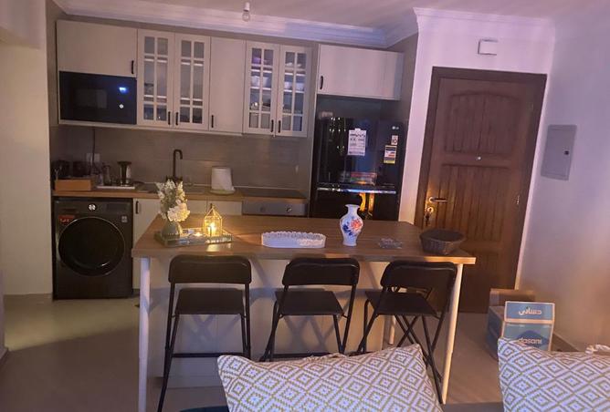 8233060 - Property Image 3