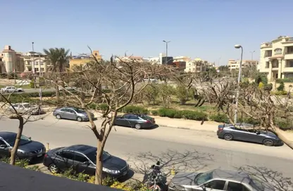 Apartment - 3 Bedrooms - 2 Bathrooms for rent in Al Shouyfat St. - District 1 - The 5th Settlement - New Cairo City - Cairo