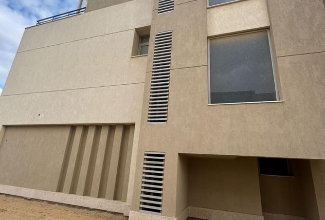 8330935 - Property Image 3