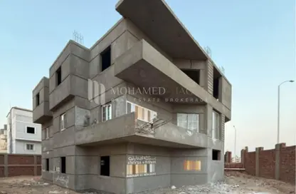 دوبلكس - 4 غرف نوم - 2 حمامات للبيع في السياحية الاولى - التوسعات الشمالية - مدينة 6 أكتوبر - الجيزة