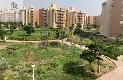 شقة - 3 غرف نوم - 3 حمامات للبيع في مدينة وصال - كمبوندات الشروق - مدينة الشروق - القاهرة
