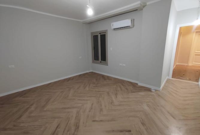 8381537 - Property Image 2