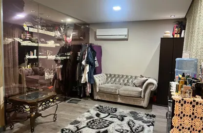 Apartment - 4 Bedrooms - 4 Bathrooms for sale in Sheikh Zayed City - Giza