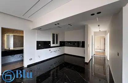 Apartment - 3 Bedrooms - 3 Bathrooms for sale in El Patio Oro - 5th Settlement Compounds - The 5th Settlement - New Cairo City - Cairo