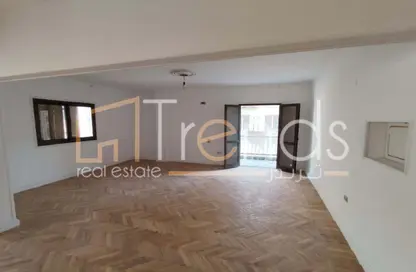 Apartment - 2 Bedrooms - 2 Bathrooms for sale in Al Hegaz St. - Roxy - Heliopolis - Masr El Gedida - Cairo