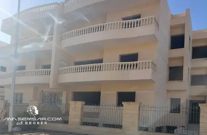 Duplex - 4 Bedrooms - 4 Bathrooms for sale in 3rd District East - Shorouk City - Cairo