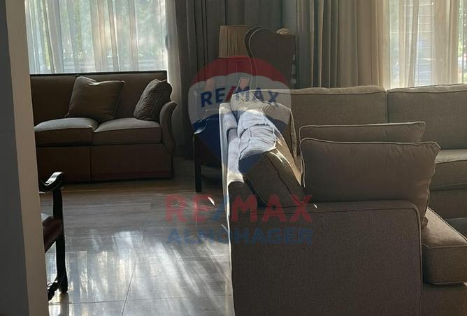 8461100 - Property Image 3