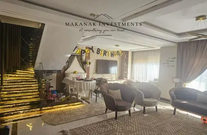 Penthouse - 4 Bedrooms - 4 Bathrooms for sale in Stone Residence - 5th Settlement Compounds - The 5th Settlement - New Cairo City - Cairo