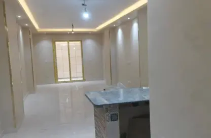 Apartment - 2 Bedrooms - 2 Bathrooms for sale in Gate 3 old - Khafre - Hadayek El Ahram - Giza