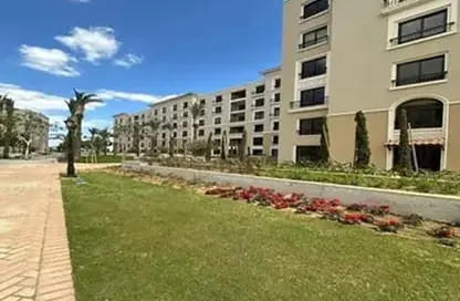 Apartment - 3 Bedrooms - 3 Bathrooms for sale in Village West - Sheikh Zayed Compounds - Sheikh Zayed City - Giza