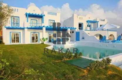 Chalet - 3 Bedrooms - 2 Bathrooms for sale in Mountain View - Ras Al Hekma - North Coast