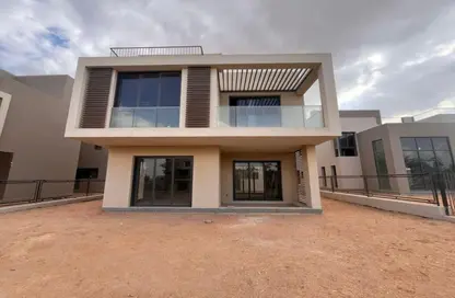 Villa - 4 Bedrooms - 5 Bathrooms for sale in Sodic East - 6th District - New Heliopolis - Cairo