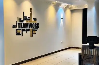 مساحات مكتبية - استوديو - 3 حمامات للايجار في شارع عبد الحليم حافظ - البنفسج 8 - البنفسج - مدينة القاهرة الجديدة - القاهرة