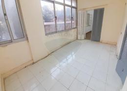 Apartment - 3 bedrooms for للايجار in Aisha Fahmy St. - Saba Basha - Hay Sharq - Alexandria