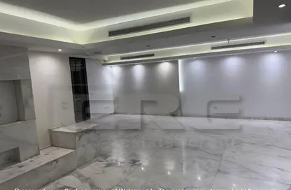 Apartment - 3 Bedrooms - 3 Bathrooms for sale in Tag Sultan - Ring Road - Cairo