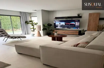 Villa - 6 Bedrooms - 4 Bathrooms for rent in Villino - North Investors Area - New Cairo City - Cairo