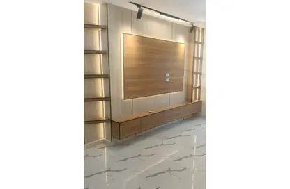 Apartment - 3 Bedrooms - 2 Bathrooms for sale in Gate 4 - Mena - Hadayek El Ahram - Giza
