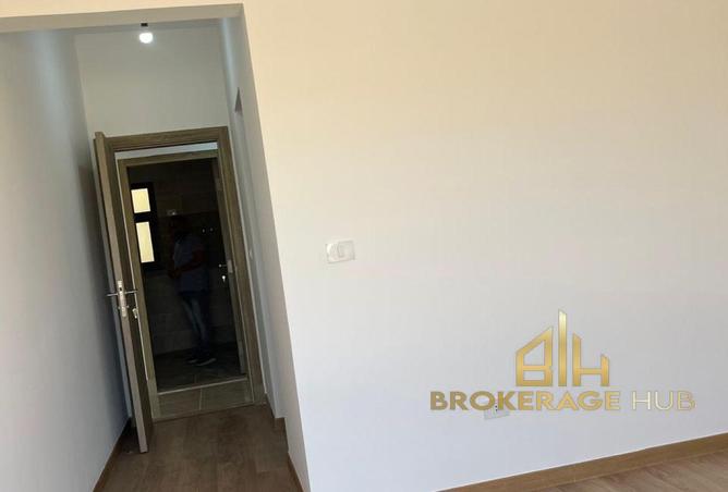 8293291 - Property Image 3