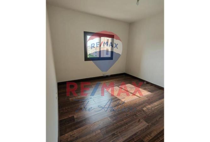 8207255 - Property Image 2