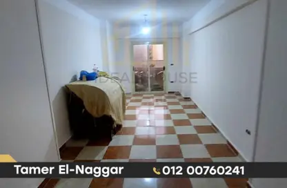 Apartment - 3 Bedrooms - 1 Bathroom for sale in Sidi Gaber - Hay Sharq - Alexandria